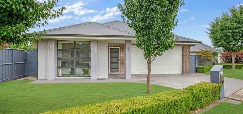 Lawn Mowing Sydney Standhope Gardens 2768